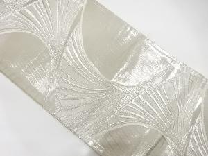 鶴模様織り出し　袋帯